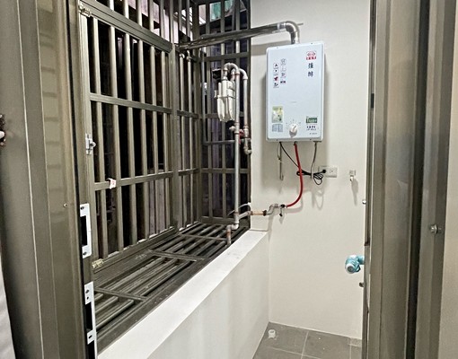 新莊永寧路3樓全新裝潢近捷運 - Image 7