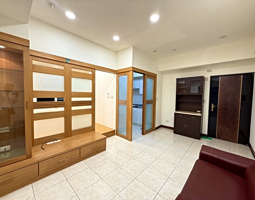 新店區湯泉櫻花兩房(含管理費) - Image 1