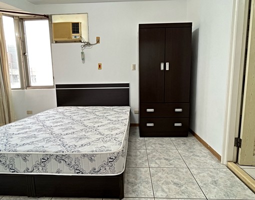 文心森林公園優美3+1房(含傢俱+車位) - Image 8