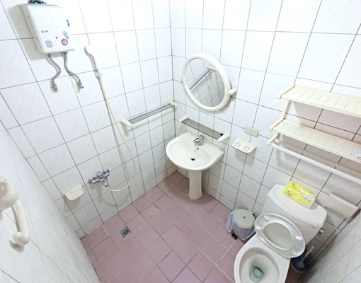 💗可租補💗電梯套房💗台水電💗社區管理員 - Image 11