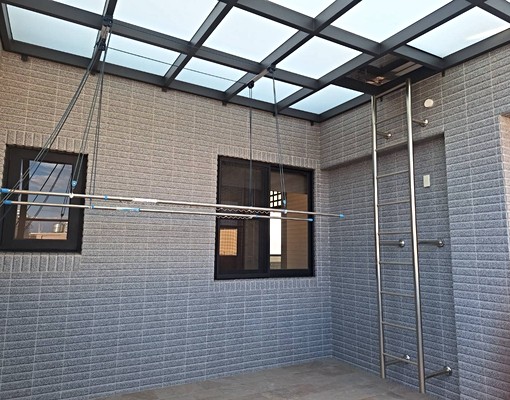 台中市梧棲區五房學區公園美『電梯』透天~可營業登記~員工宿舍 - Image 2