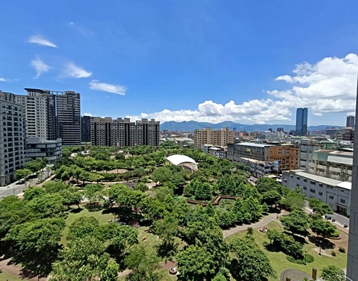 新莊冠德泰景景觀幸福豪邸附車位~適合尊貴的您 - Image 15
