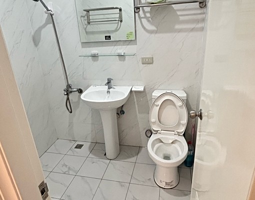 房仲勿擾.自租｜靜巷3房1廳住家 - Image 6