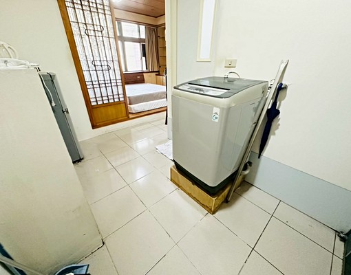 新埔站/獨立洗衣機/台電計價/垃圾代收/變頻冷氣/採光極佳 - Image 6
