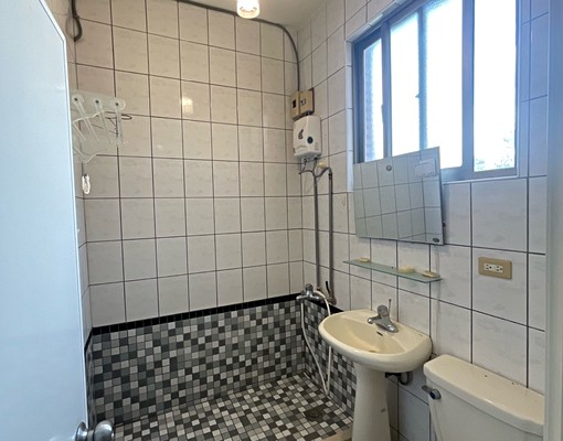 關新路$7800有陽台大套房,近新莊車站/園區 - Image 5