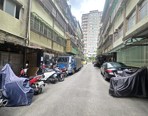 汐止公所旁美格套機能優 - Image 8