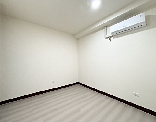 可寵✨整棟出租1~3F✨含平面車位✨ - Image 12