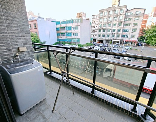 金山商圈/系統裝潢/陽台洗衣機.廁所對外窗 - Image 6