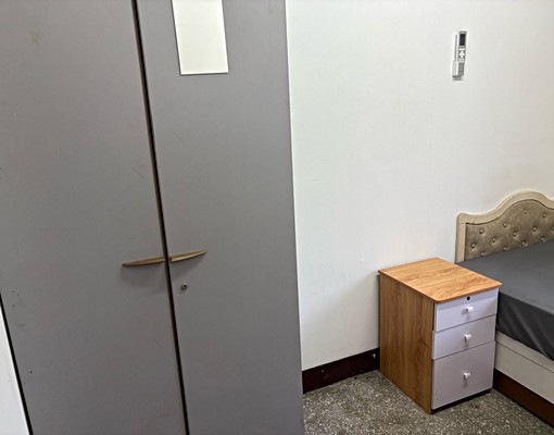 超值雅房租金含水、網路、瓦斯 - Image 2