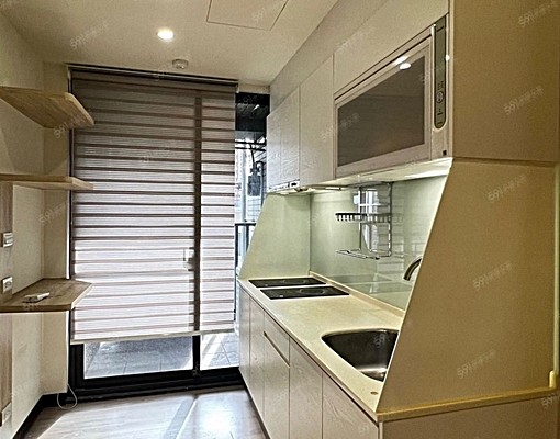 陽光可灑進來,全室木地板,系統櫃。溫馨2房含車管 - Image 7