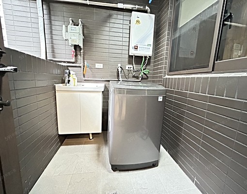 歡迎毛孩對面有公園可租補,全配採光佳,含車管 - Image 10