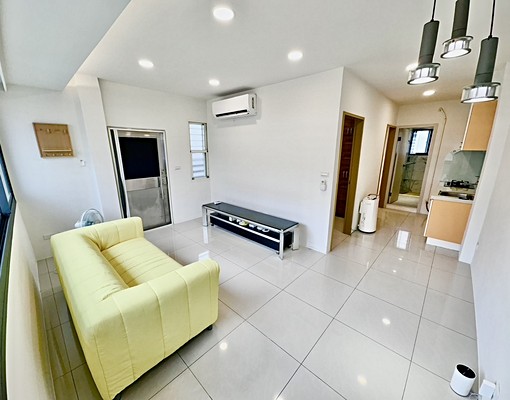 🏡超好採光✨設計師設計新裝潢、新家俱、大露天陽台🔥可養貓 - Image 2