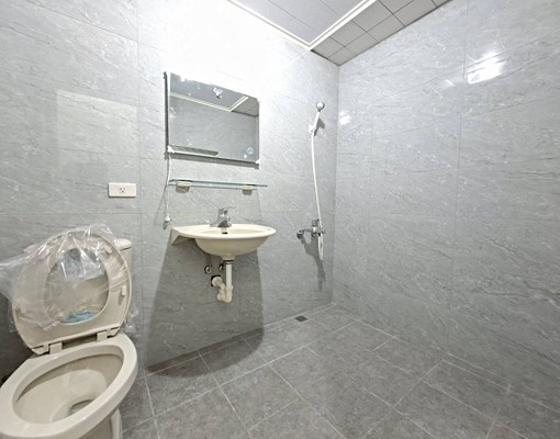 東港國宅新整美三房可租補需要家具可以商量 - Image 5