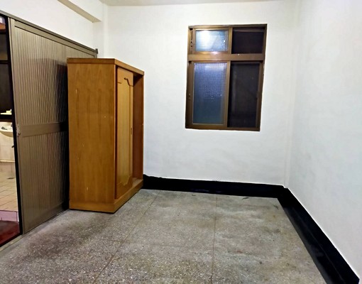 透天整棟，國小國中9年免接送，生活機能全 - Image 6
