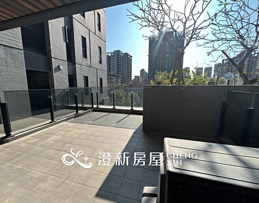大遠百ＡＩ特區｜採光兩房露台戶設備全機能好 - Image 12