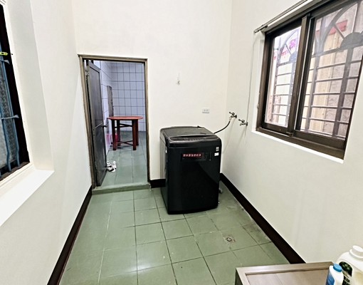 近燦坤順發/整棟出租/三房兩廳/可申請租屋補助/可另租車位 - Image 5