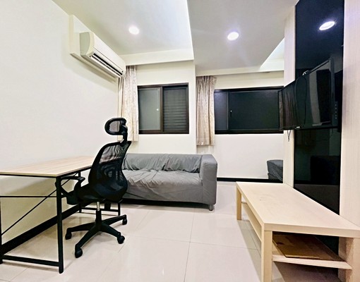 士林🏘️採光通風🌟新整理拎包入住🔥免爬高‼️ - Image 1