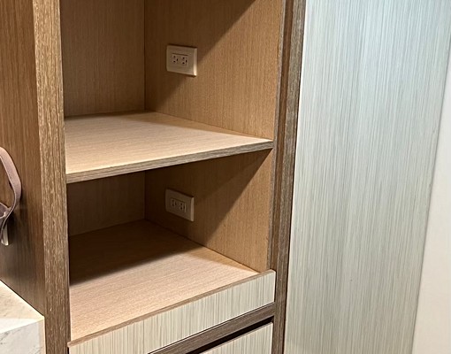 捷運質感設計套房，全新家電。 - Image 4