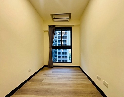 高鐵站前全新裝潢3房車位(可租補、寵物) - Image 3