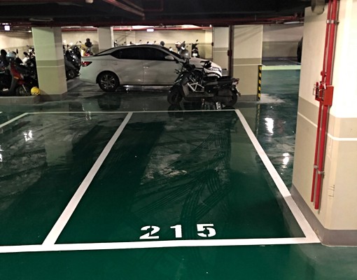 汐止福德一路長堤社區平面大車位 - Image 1