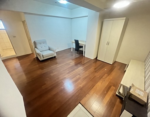 中壢/近忠貞市場/可租補/廚房/電梯/一房一廳 - Image 1