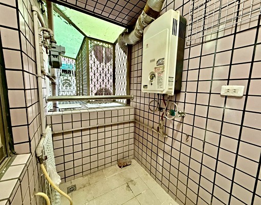 近巨蛋裕誠商圈高樓層採光兩房車位|可租補|可養寵物 - Image 7
