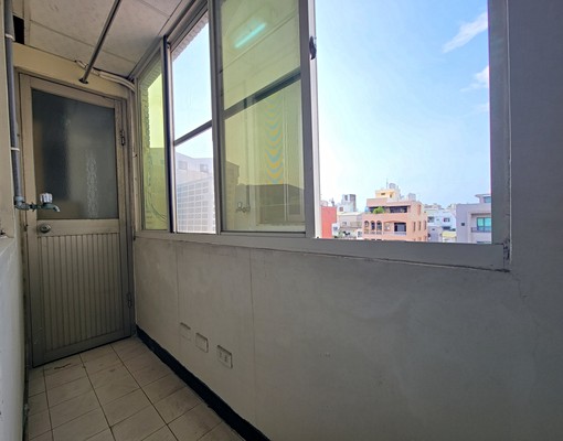 👍近南大、南女－電梯透天套房👍須半年繳，有三房型可看 - Image 6