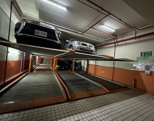 五泰可租補~寵可談~樓下土地銀行金庫發財三房車 - Image 15