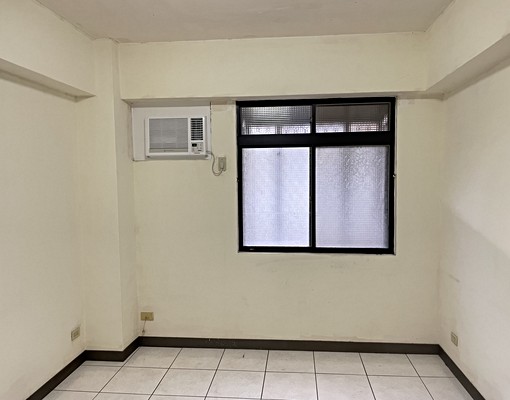 近頂溪捷運站，及人頂溪國小，三房二衛，有電梯生活便利住宅區 - Image 7