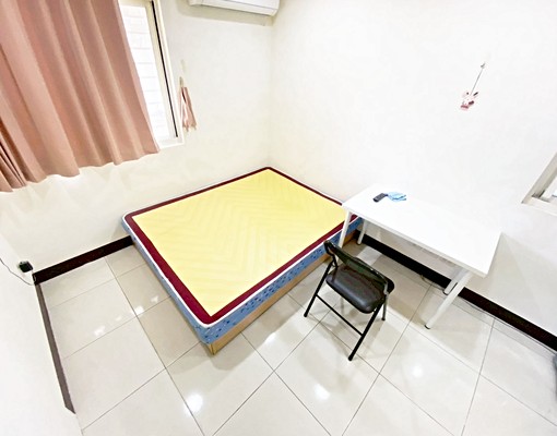 中和環球◆女性套房◆採光屋況佳★垃圾代收 - Image 1