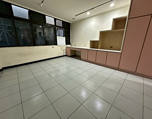 近捷運府中站【超值3房3衛】可養寵★低樓層★獨立陽台 - Image 1