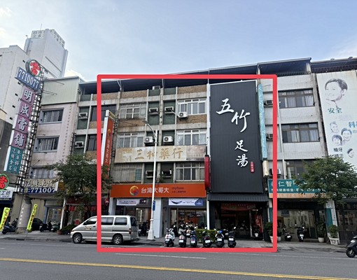 光華商圈透天套房 - Image 1