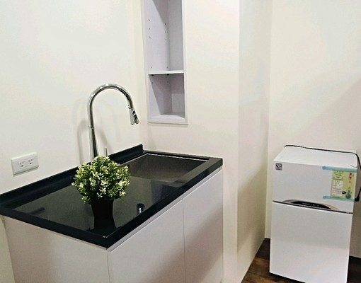 近新埔站全新溫馨採光獨立雙人套房可代收垃圾新裝潢獨立大露台 - Image 8