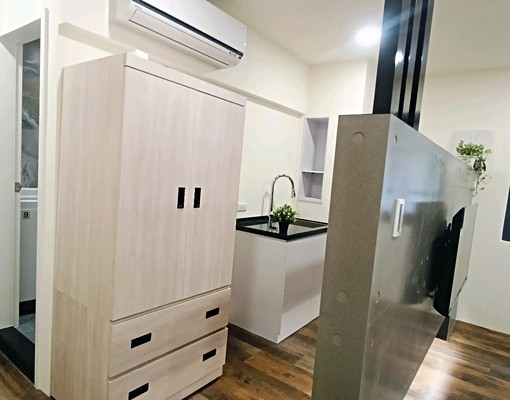 近新埔站全新溫馨採光獨立雙人套房可代收垃圾新裝潢獨立大露台 - Image 9