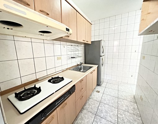 🔥文心捷運🔥2房車位❤️入門玄關寬敞明亮❤️ - Image 9