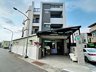 東山老街商圈旁｜全新邊間庭院別墅