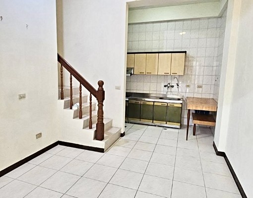 大雅🌟獨立車位透天🌟可租補戶籍 - Image 3