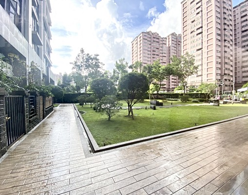 工建路~御璟水都新南港坡道平面車位 - Image 2