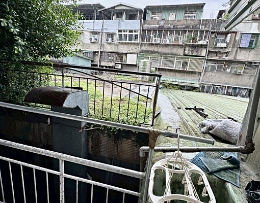 獨立陽台.共用洗脫烘.生活機能很棒.台北橋捷運6分鐘 - Image 5
