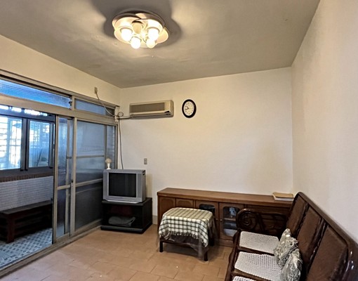 【寧靜公寓宅】🏠光明街１房２廳１衛｜免仲介費｜可租補 - Image 3