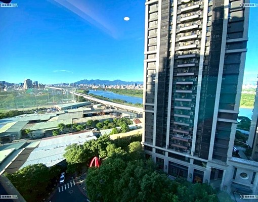 🏠【稀有出租】遠雄和光時尚美妝2+1房|中和區精品宅✨ - Image 1