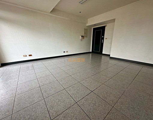 兆基社會住宅🏡近學區景觀3房，可租補 - Image 2