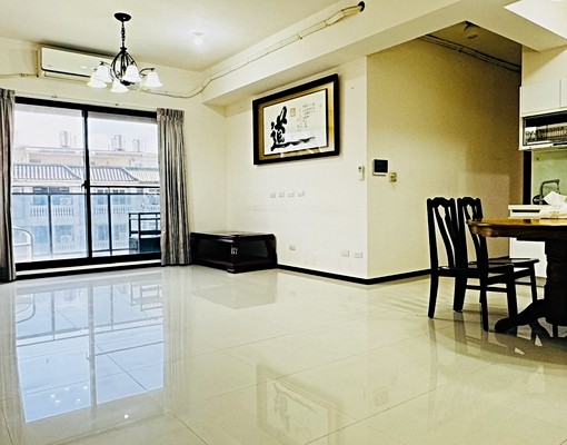 🦋東山33坪雙車位大宅+🐈寵物友善✨客廳大到能開趴📍 - Image 2