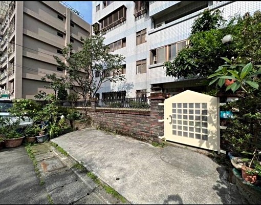 【全國劉采蘋】庭院一樓門前方便停車~大空間誠意出租 - Image 12