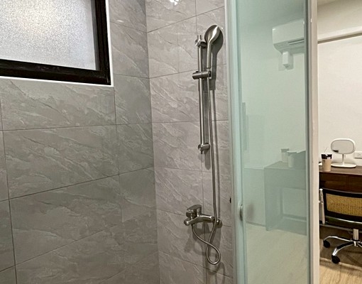 午後寓所~台南新市全新電梯透天套房出租 - Image 13