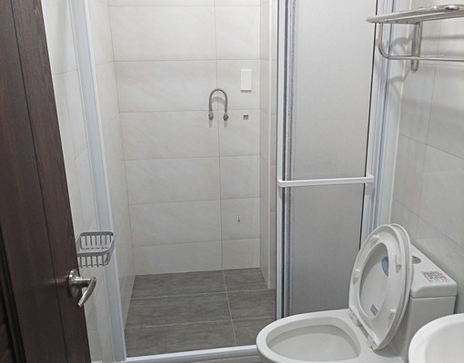 西區忠勤街獨棟電梯套房出租★可申請租屋補助★陽台大隔音採光好 - Image 7