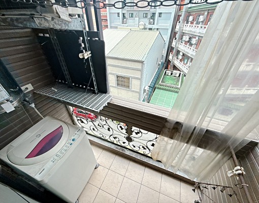 ✦中國醫首選✦一層兩戶✦雙租補✦可貓✦獨洗陽台✦衛浴開窗✦ - Image 5
