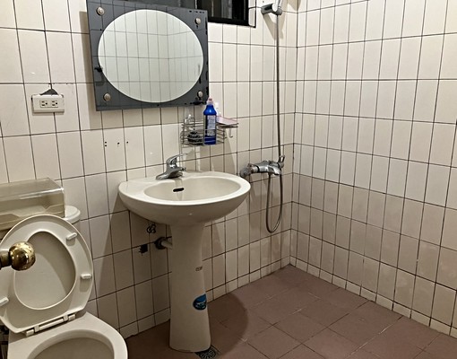 蘆洲民權路6X號5樓35坪3房2廳2衛租25000 - Image 13