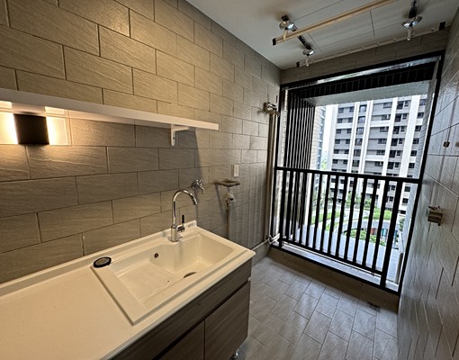 全新裝潢聯悦臻三房平車簡配出租洽吳原誌 - Image 11