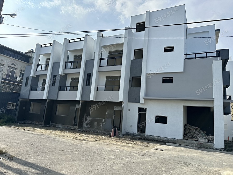 東方郡美實景圖